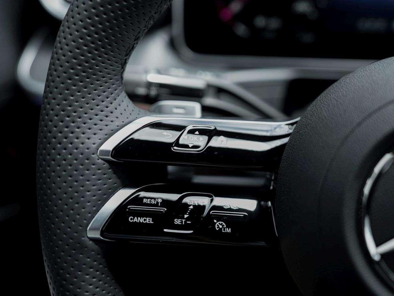 Mercedes-Benz C 220 d AMG Night Distronic Memory 360? AHK
