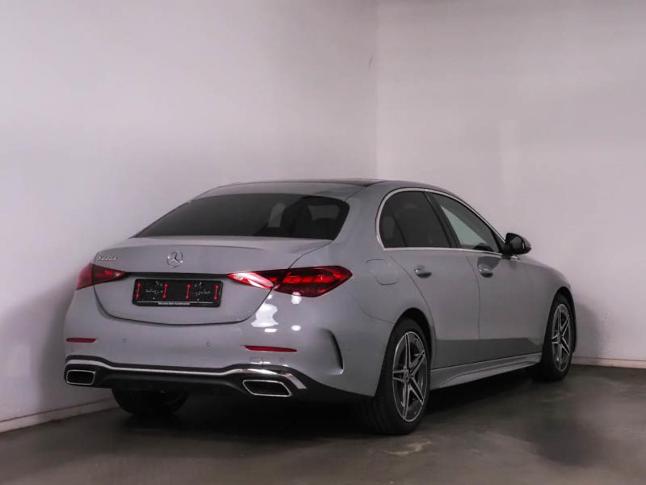 Mercedes-Benz C 220 d AMG Distronic Panorama HeadUp Standhzg