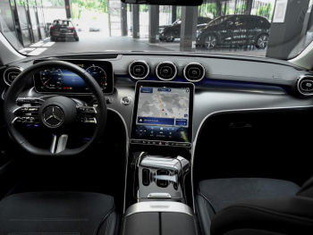 Mercedes-Benz C 220 d AMG Distronic Panorama HeadUp Standhzg