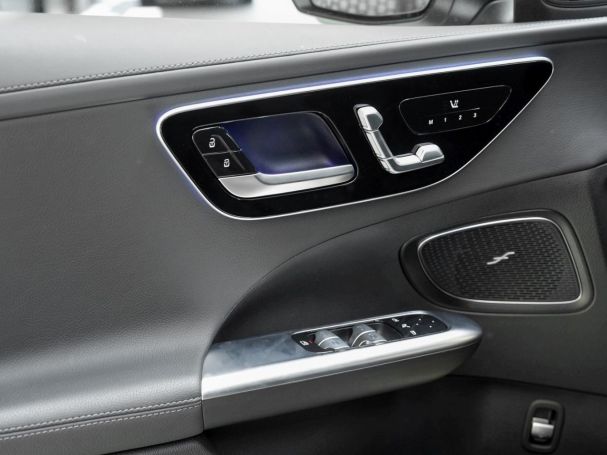 Mercedes-Benz C 220 d AMG Distronic Panorama HeadUp Standhzg