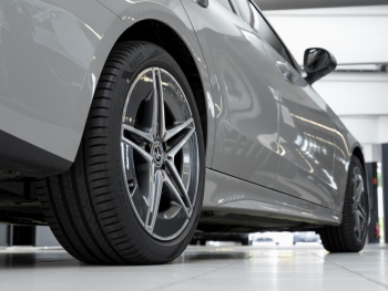 Mercedes-Benz C 220 d AMG Distronic Panorama HeadUp Standhzg