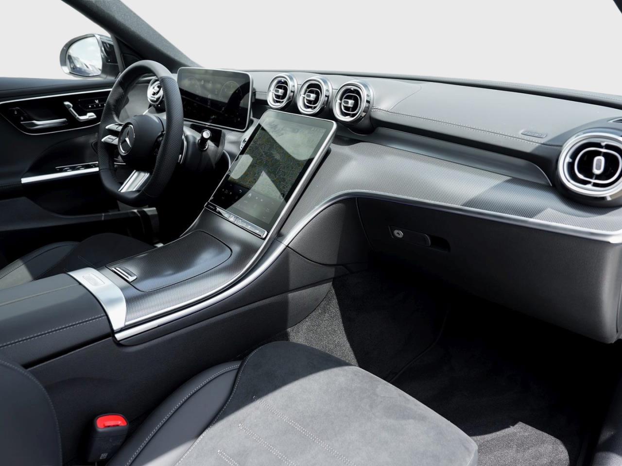 Mercedes-Benz C 220 d AMG Night Panorama Distronic AHK 360?