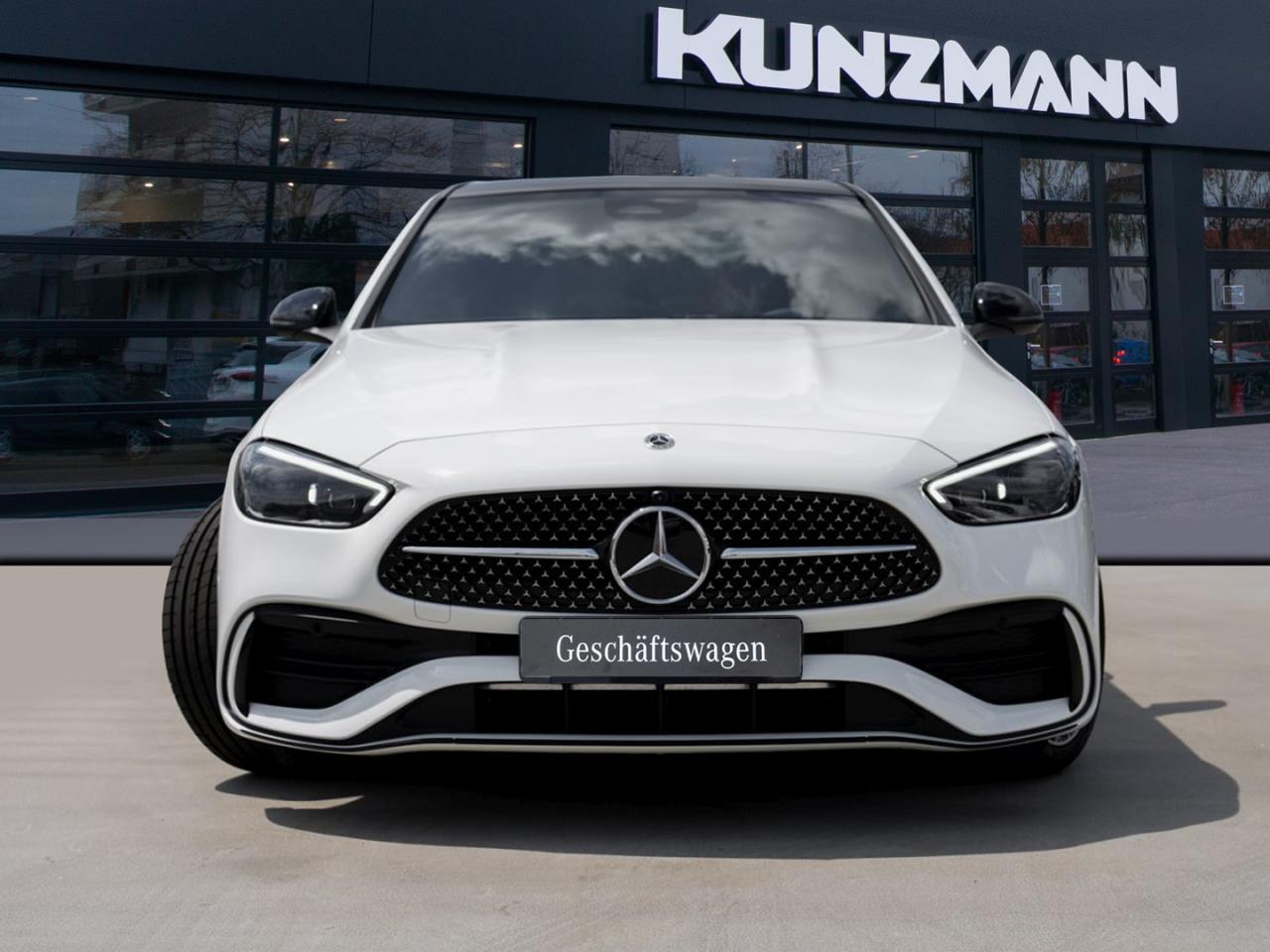 Mercedes-Benz C 220 d AMG Night Panorama Distronic AHK 360?