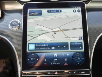 Mercedes-Benz C 220 d AMG MBUX-Navi AHK Kamera Klima Totwinkel