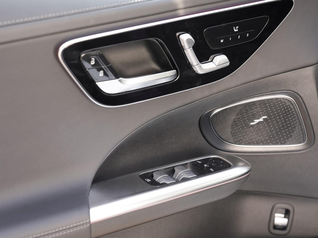 Mercedes-Benz C 220 d AMG MBUX-Navi AHK Kamera Klima Totwinkel