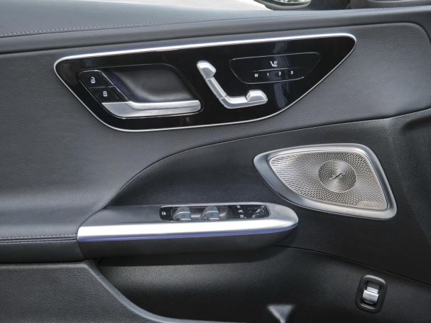 Mercedes-Benz C 220 d AMG Night Distronic Memory HeadUp 360°