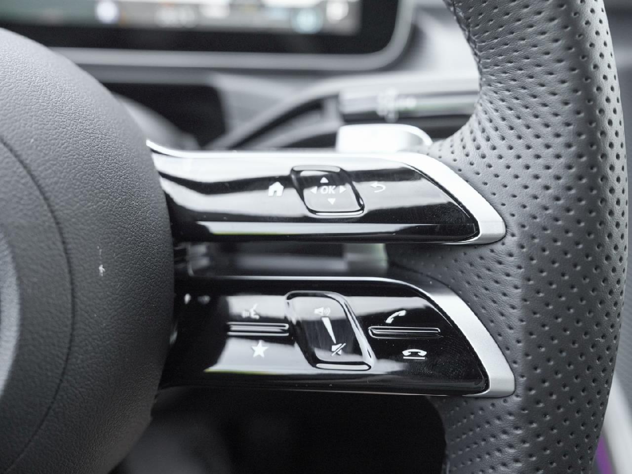 Mercedes-Benz C 300 d AMG Distronic Panorama Memory Head-Up