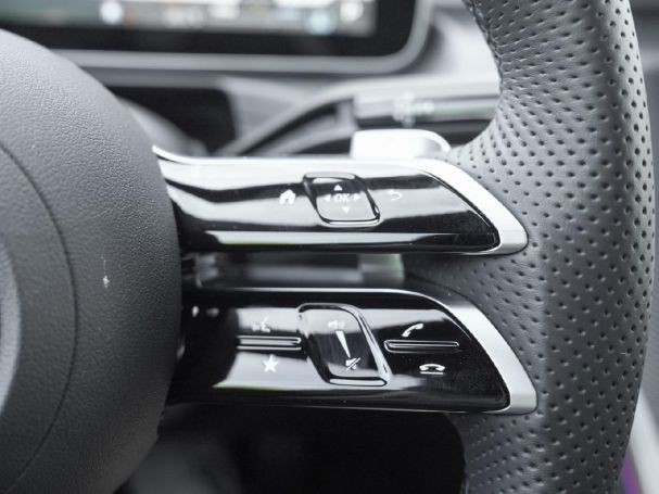 Mercedes-Benz C 300 d AMG Distronic Panorama Memory Head-Up