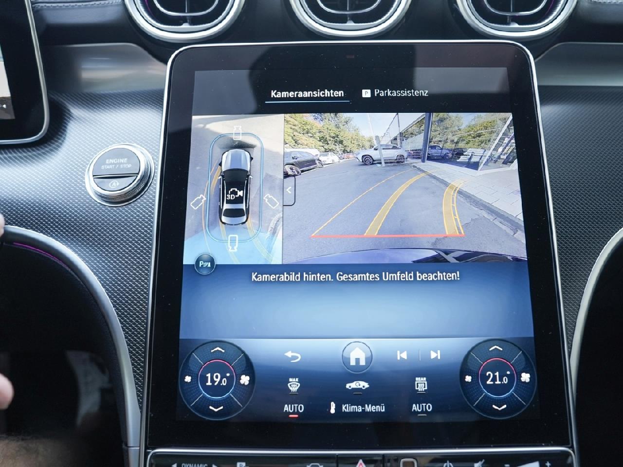 Mercedes-Benz C 300 d AMG Distronic Panorama Memory Head-Up
