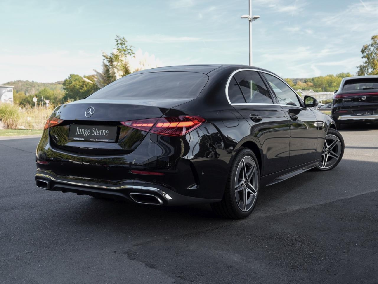 Mercedes-Benz C 300 d AMG Distronic Panorama Memory Head-Up
