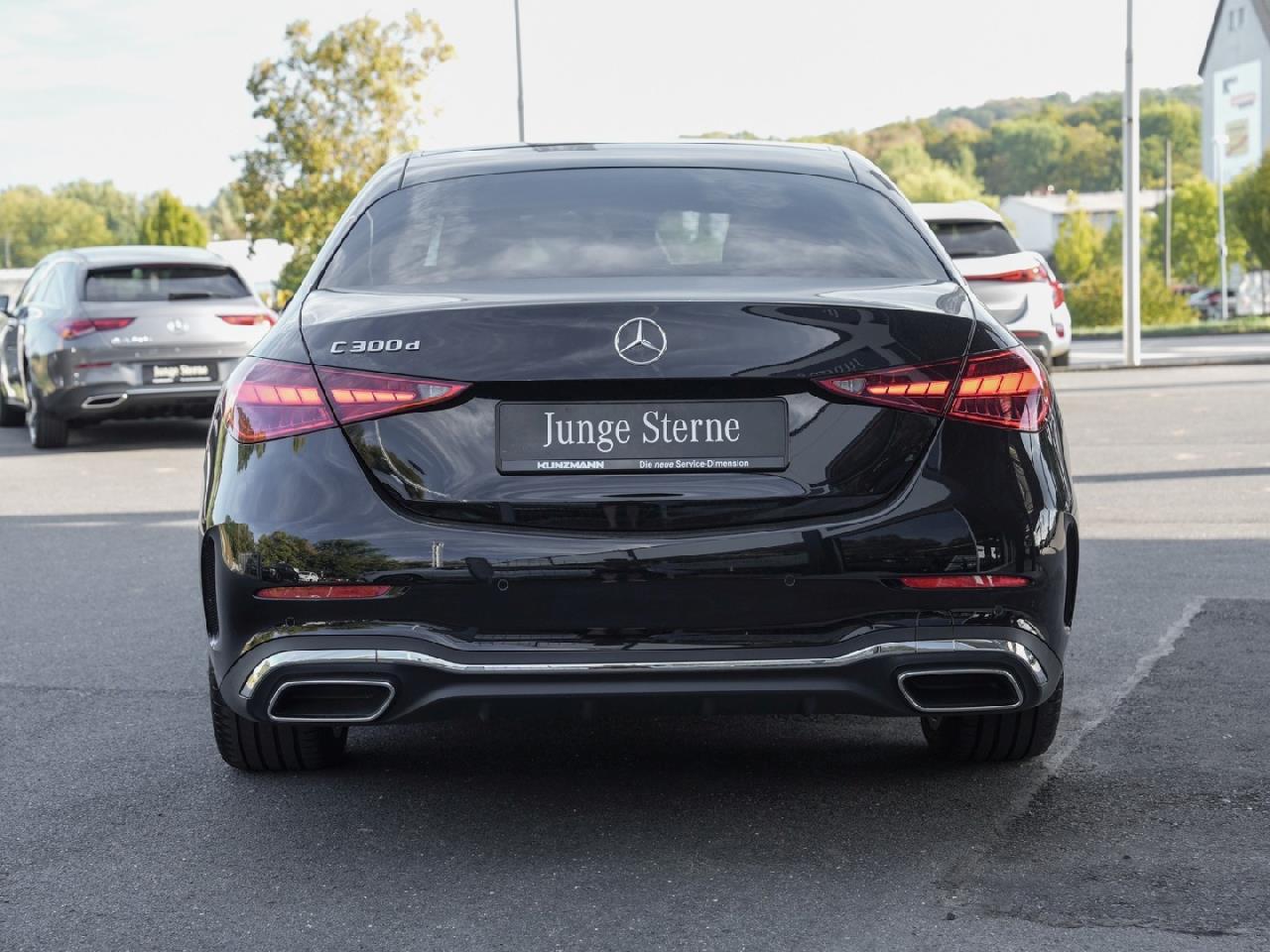 Mercedes-Benz C 300 d AMG Distronic Panorama Memory Head-Up