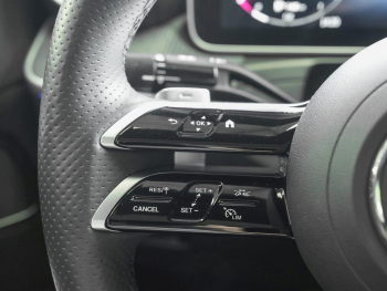Mercedes-Benz C 300 d AMG Night Panorama Distronic 360? AHK
