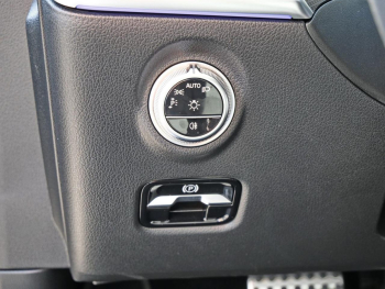 Mercedes-Benz C 300 de Avantgarde Distronic Memory 360°