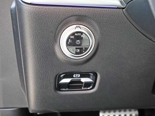 Mercedes-Benz C 300 de Avantgarde Distronic Memory 360°