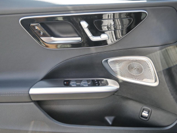 Mercedes-Benz C 300 de Avantgarde Distronic Memory 360°