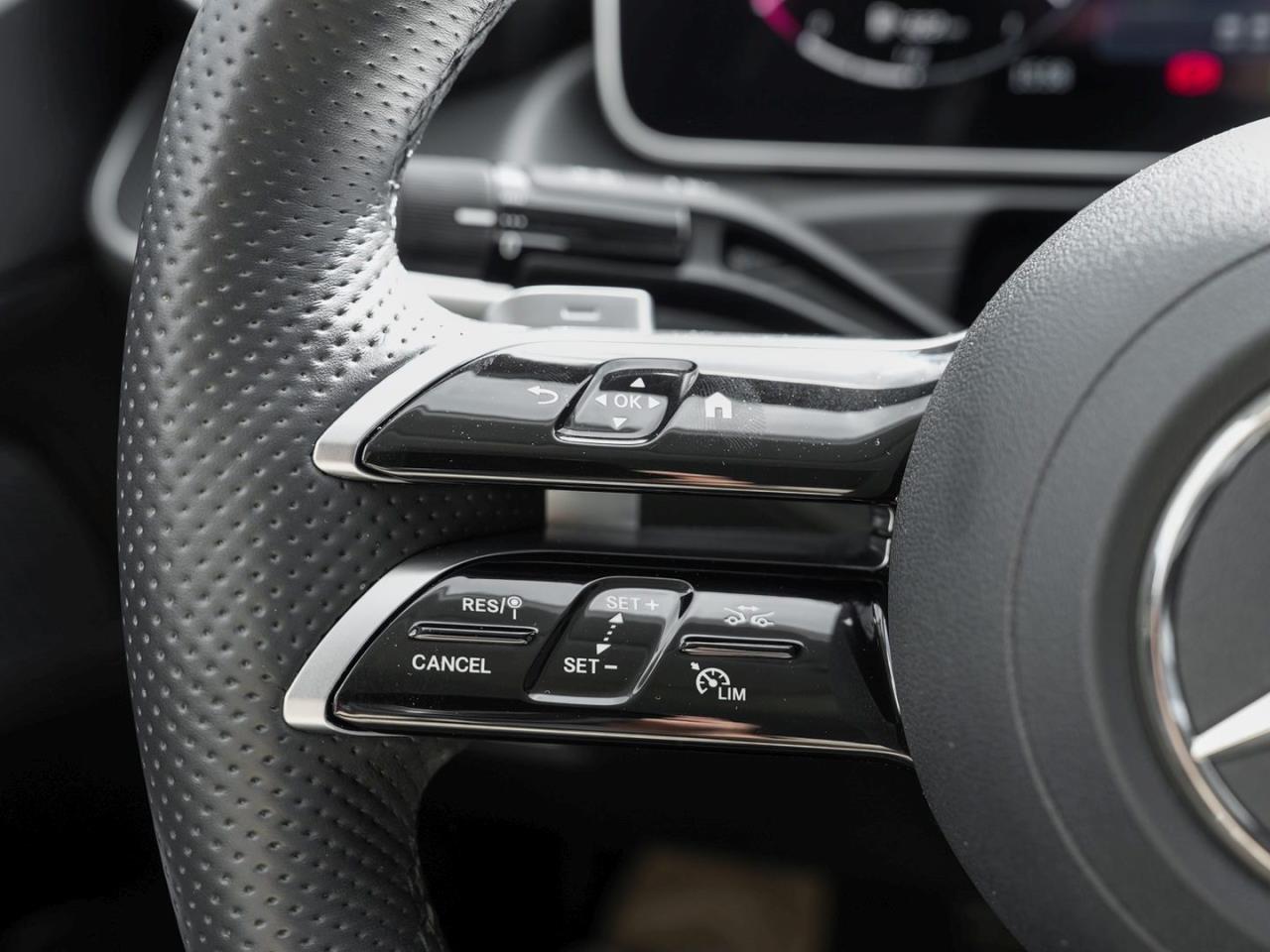 Mercedes-Benz C 300 de AMG Distronic SpurhalteP Kamera Navi