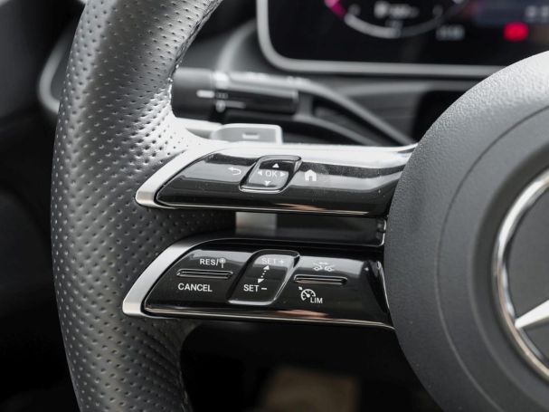 Mercedes-Benz C 300 de AMG Distronic SpurhalteP Kamera Navi