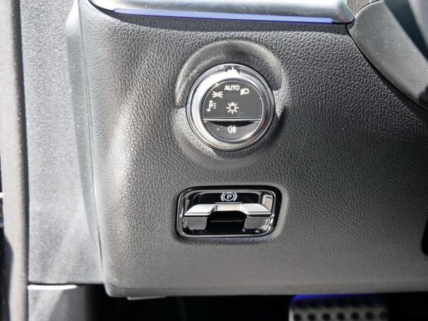 Mercedes-Benz C 300 e 4M AMG Distronic Memory 360° Winter-Paket