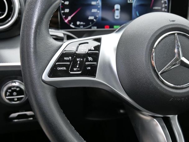 Mercedes-Benz C 300 e Avantgarde MBUXNavi-Prem. Kamera