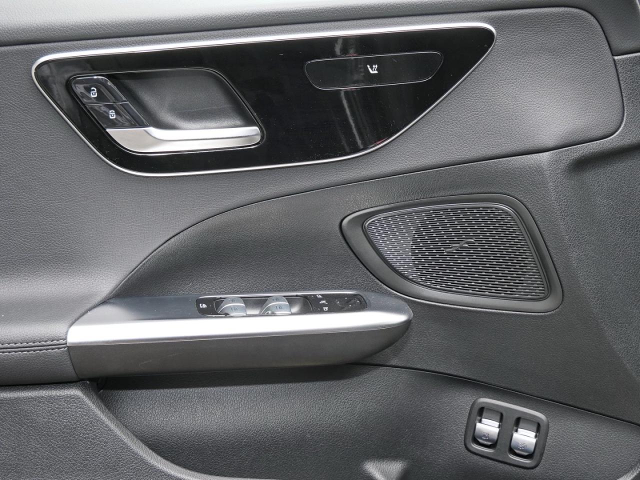 Mercedes-Benz C 300 e Avantgarde MBUXNavi-Prem. Kamera