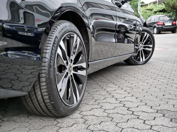 Mercedes-Benz C 300 e Avantgarde MBUXNavi-Prem. Kamera
