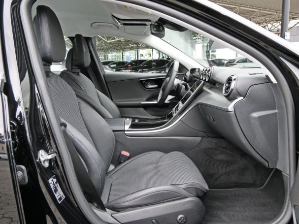 Mercedes-Benz C 300 e Avantgarde MBUXNavi-Prem. Kamera