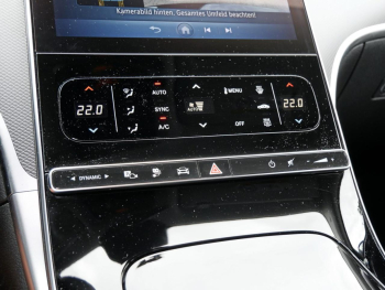 Mercedes-Benz C 300 e Avantgarde MBUXNavi-Prem. Kamera
