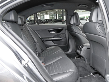 Mercedes-Benz C 300 e AMG Night Distronic KeylessGo AHK 360°