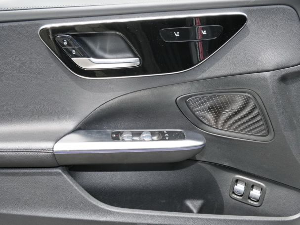 Mercedes-Benz C 300 e AMG Night MBUXNavi Distronic 360° AHK