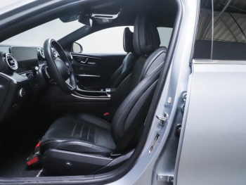 Mercedes-Benz C 400 e 4M AMG MBUXNavi Distronic Memory 360°
