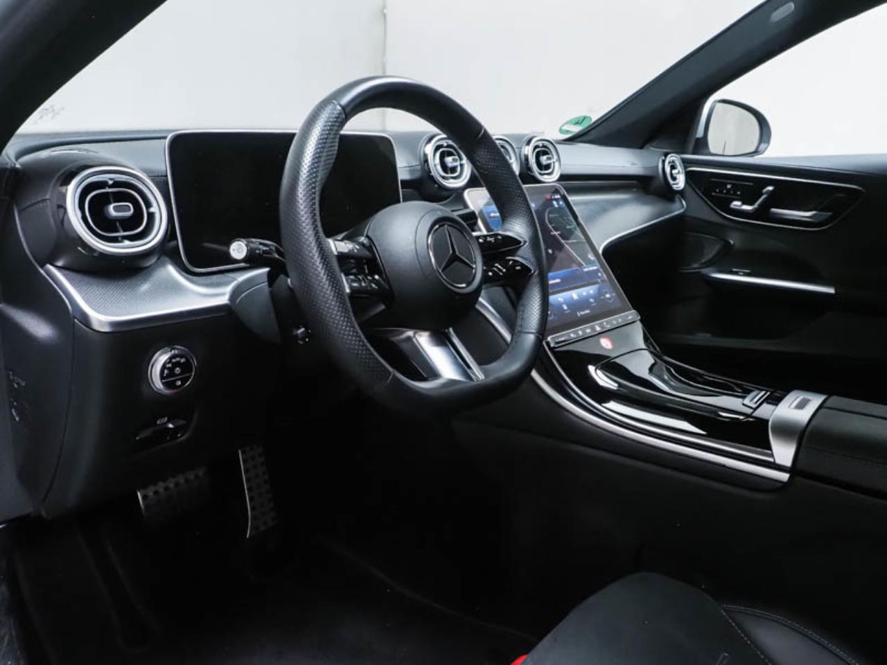 Mercedes-Benz C 400 e 4M AMG MBUXNavi Distronic Memory 360°