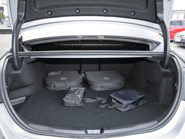 Mercedes-Benz C 400 e 4M AMG MBUXNavi Distronic Memory 360°