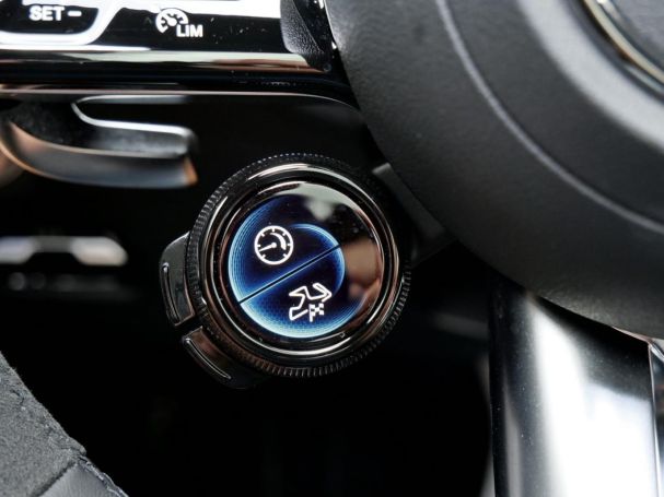 Mercedes-Benz C 63 AMG S E PERFORMANCE Night Panorama 360? HUD