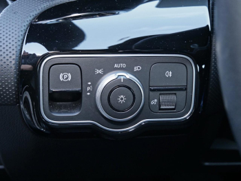 Mercedes-Benz CLA 180 Coupé Progressive Kamera Navi SpurhalteA