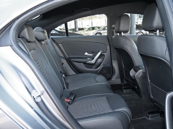 Mercedes-Benz CLA 180 Coupé Progressive Kamera Navi SpurhalteA