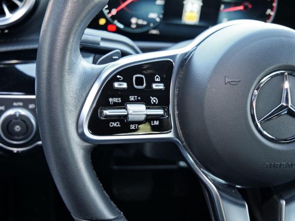 Mercedes-Benz CLA 180 Coupé Progressive Kamera Navi SpurhalteA