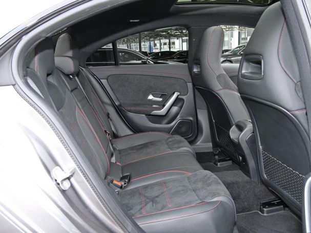 Mercedes-Benz CLA 220 4M Coupé AMG Night Panorama Distronic AHK