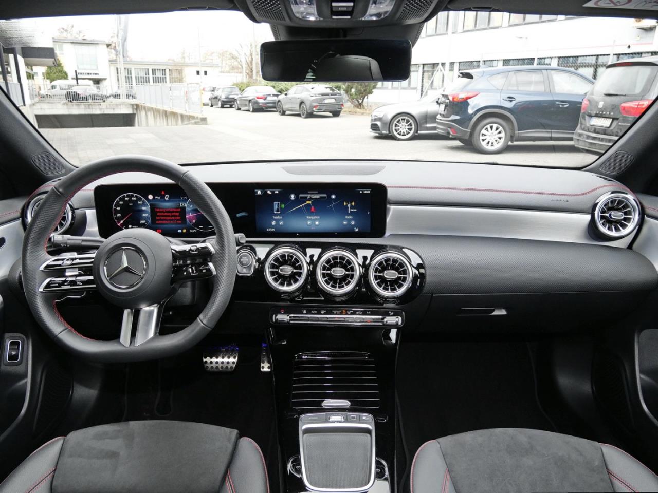 Mercedes-Benz CLA 220 4M Coupé AMG Night Panorama Distronic AHK