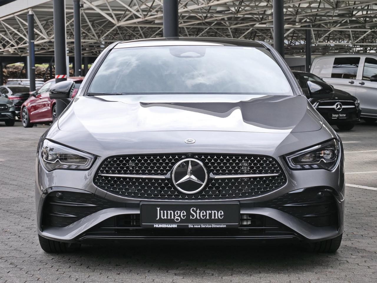 Mercedes-Benz CLA 220 4M Coupé AMG Night Panorama Distronic AHK