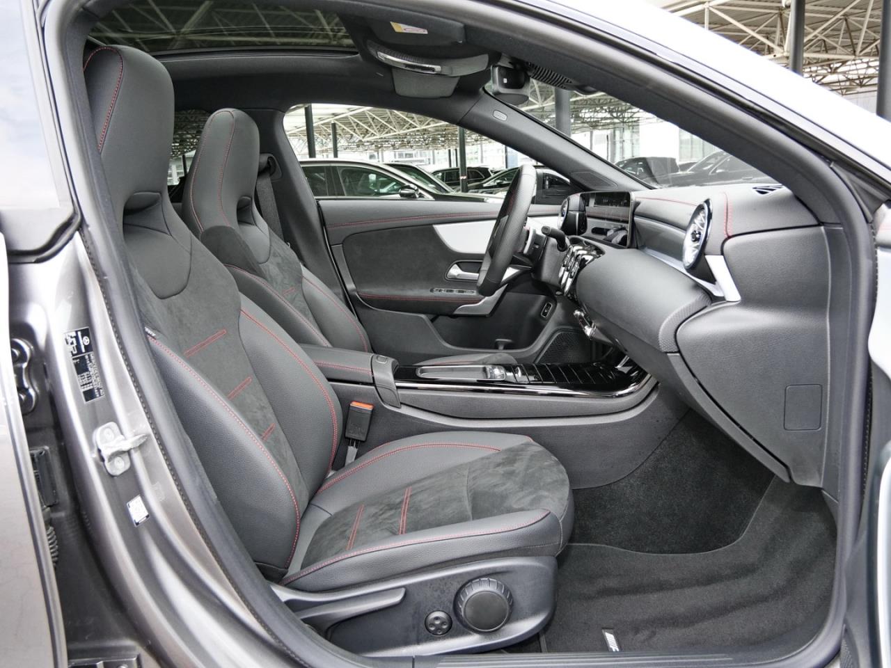 Mercedes-Benz CLA 220 4M Coupé AMG Night Panorama Distronic AHK