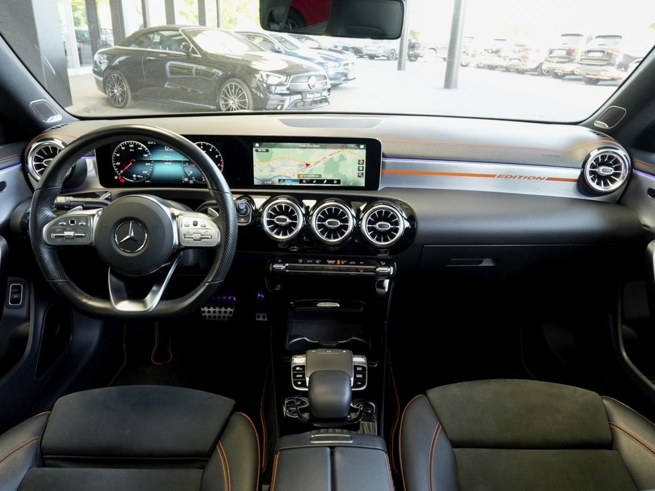 Mercedes-Benz CLA 220 4M Coupé AMG Night OrangeArt Panorama