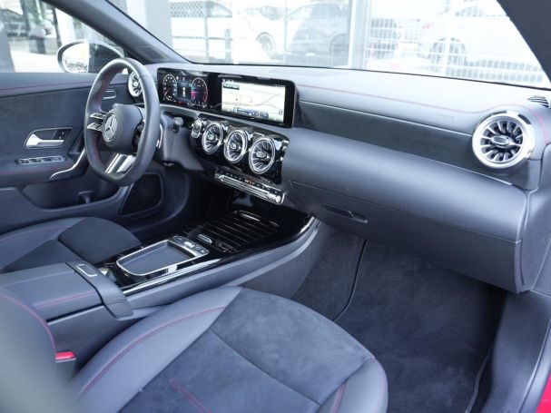 Mercedes-Benz CLA 220 d Coupé AMG Night Panorama Totwinkel