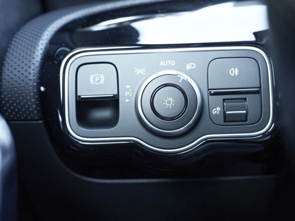 Mercedes-Benz CLA 220 d Coupé AMG Night Panorama Totwinkel