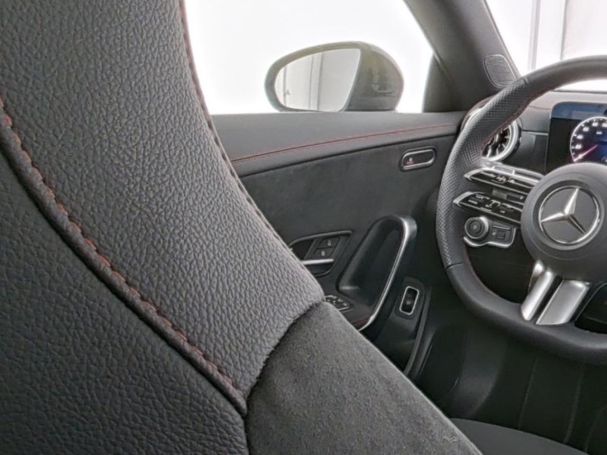 Mercedes-Benz CLA 220 d Coupé AMG Night Panorama Totwinkel