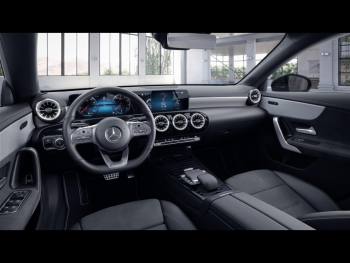 Mercedes-Benz CLA 220 d Coupé AMG Night Distronic Panorama AHK