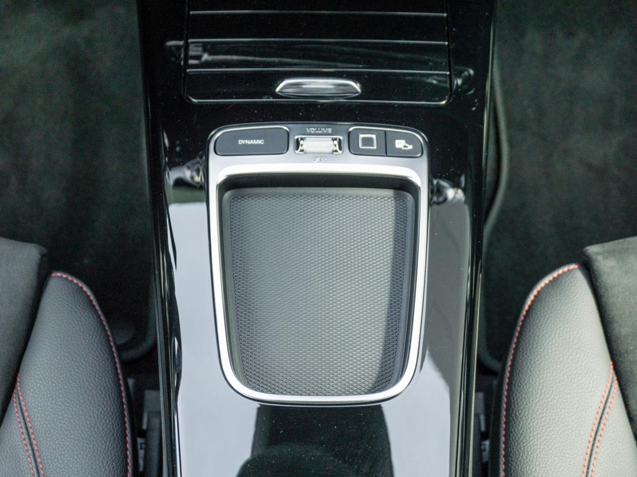 Mercedes-Benz CLA 250 4M Coupé AMG Night Panorama Standhzg 360?