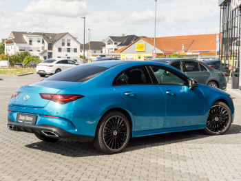 Mercedes-Benz CLA 250 4M Coupé AMG Night Panorama Standhzg 360?