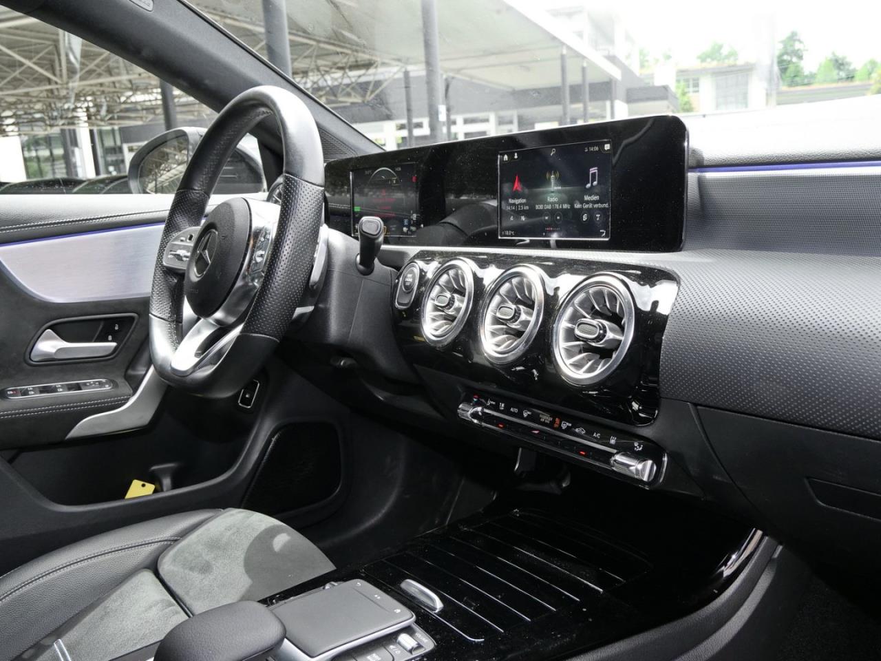 Mercedes-Benz CLA 250 e Coupé AMG Night Edition2020 Kamera AHK