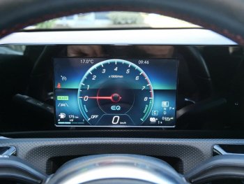 Mercedes-Benz CLA 250 e Coupé AMG Night Kamera SpurH Ambiente