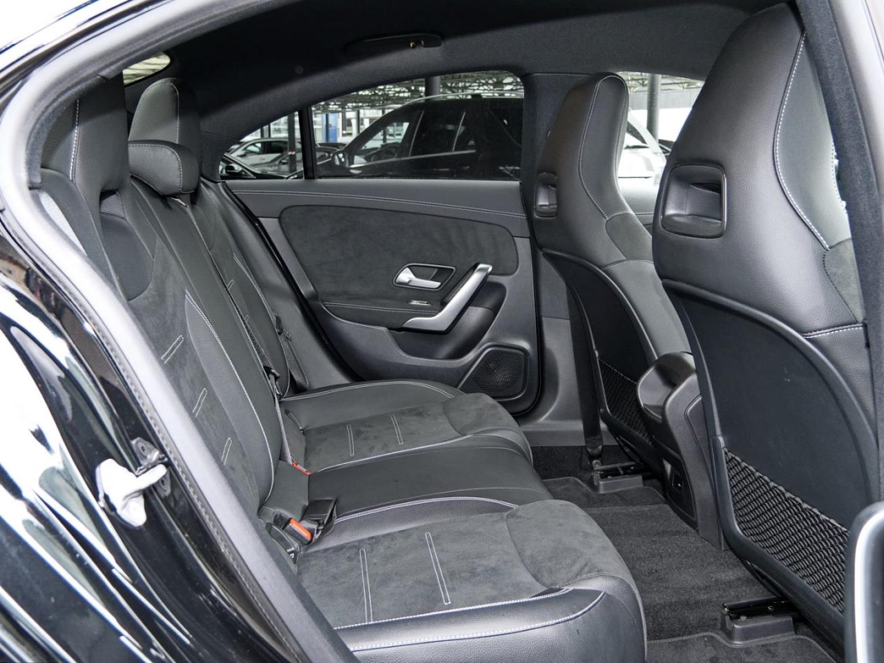 Mercedes-Benz CLA 250 e Coupé AMG NIght Edition2020 Kamera HUD